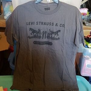 Levi Strauss & Co Brown Tee Size XL
